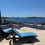 Panorama *