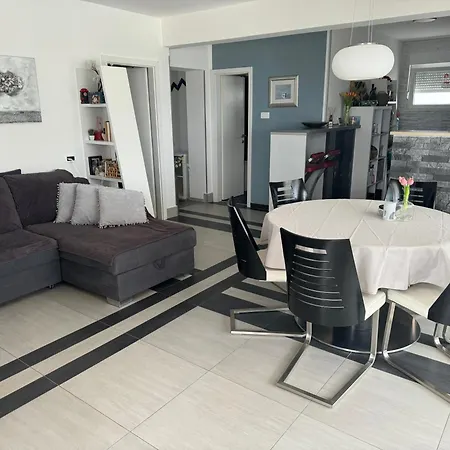 Panorama بيت للعطل سيفيد