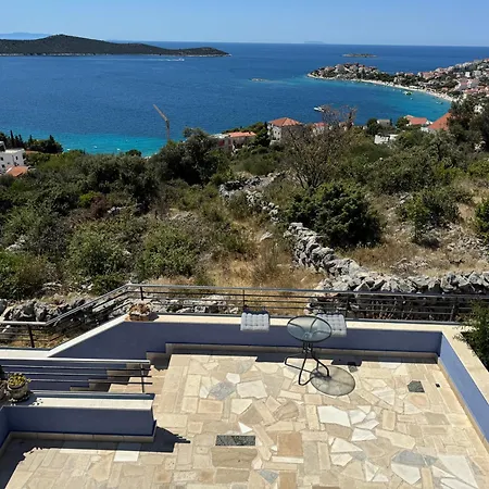 Panorama *